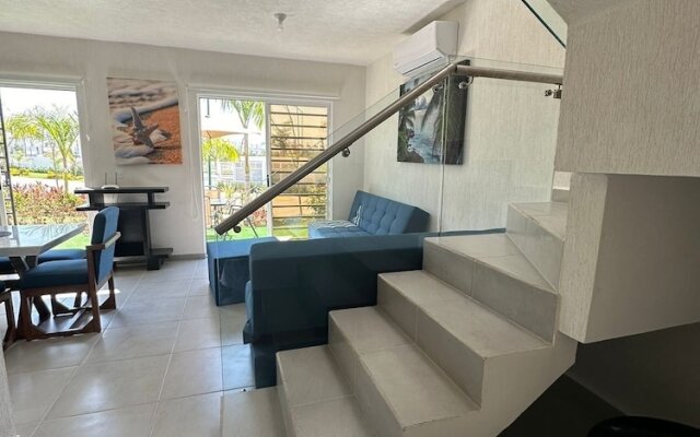 Puerto Vallarta Altavela Egina 55
