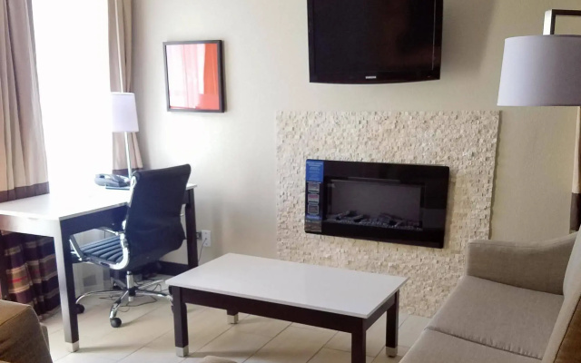 Hawthorn Suites by Wyndham Indianapolis North