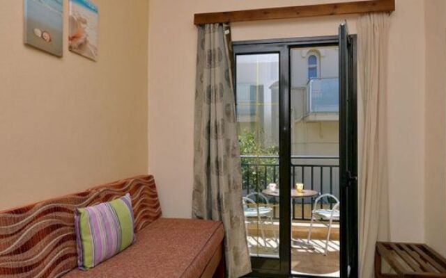 Iliana Apartments
