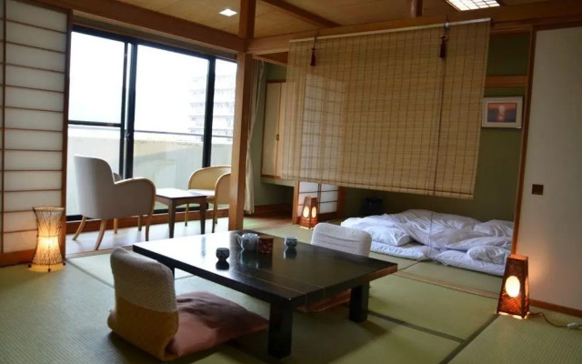 Izu Nagaoka Onsen Sanraku No Yado Sakaya