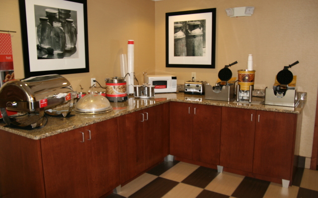 Hampton Inn Hillsville