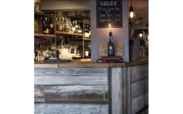 The Lion Hotel - Pub & Restaurant