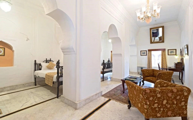 Laxmi Vilas Palace