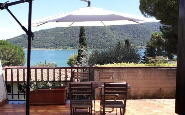 Terrazza sul lago di Iseo