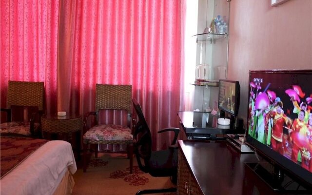 Qujing Derun Hotel