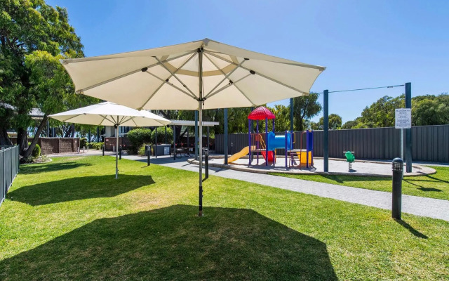 Escape to 64 at Cape View Resort