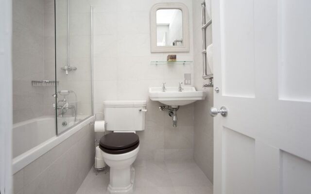 Stylish City Centre Apartment - Bath