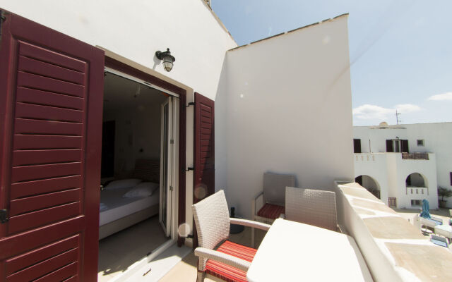 Naxos Mare Studios