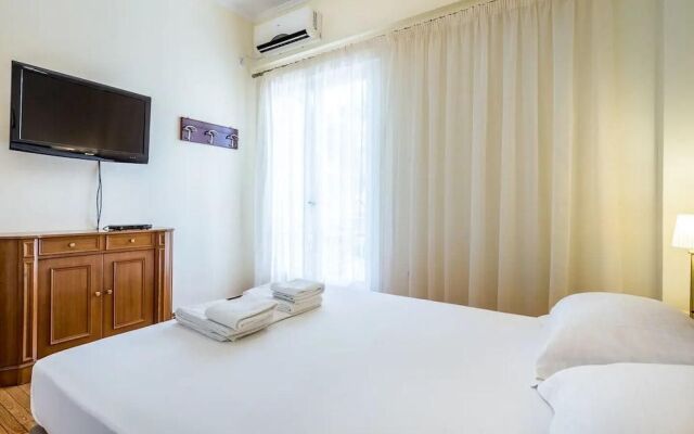 Chic flat in Kolonaki next to American Embassy