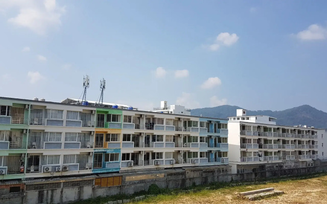 Green Harbor Hotel & Service Apartment