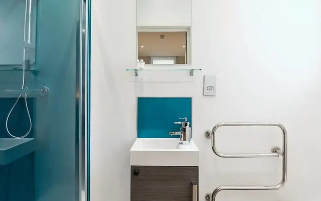 Toynbee Street Ro 3 · Good-looking Room In Spitalfields