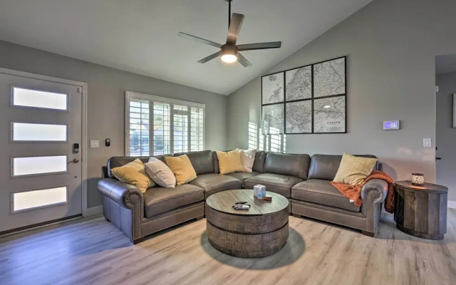 Bright Tempe Home w/ Fenced Backyard!