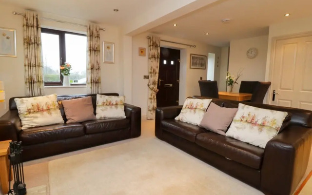 Woodside Cottage