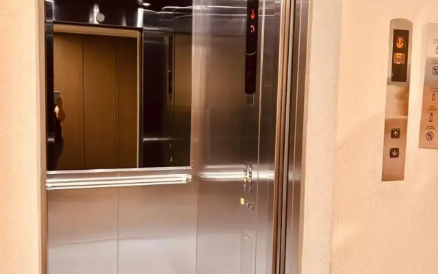 Espectacular departamento/estacionamiento, 3 TV’s