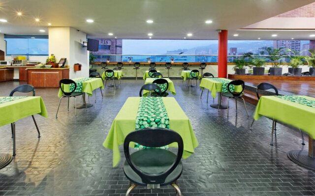 Holiday Inn Express & Suites Medellin