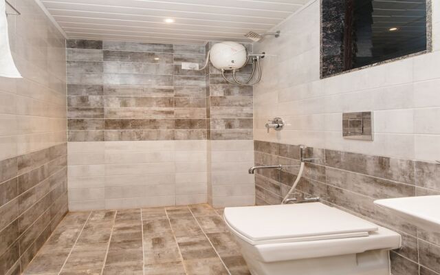 OYO 12894 Bunty Residency