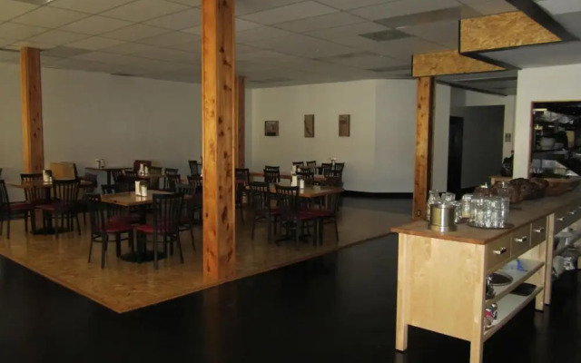 The Mighty Fraser Motel