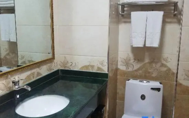 Eagle Hotel – Bathroom – Urumqi