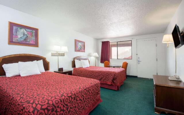 Days Inn By Wyndham Gallup