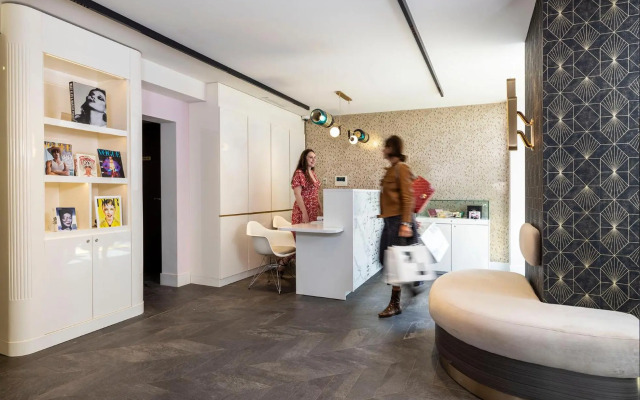 Hôtel Nude Paris - Color Vision