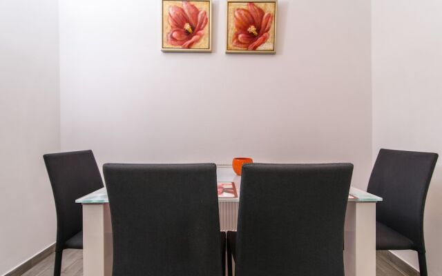 Apartments Beba - Peaceful Location