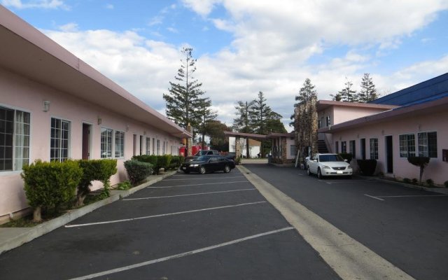 Motel 6 Santa Cruz, CA