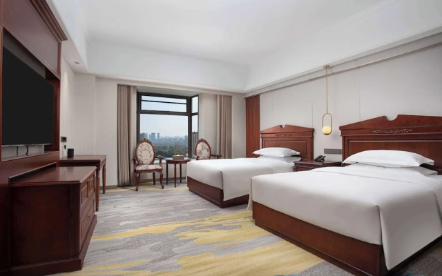Ramada Plaza By Wyndham Wuhan Dongxi Lake
