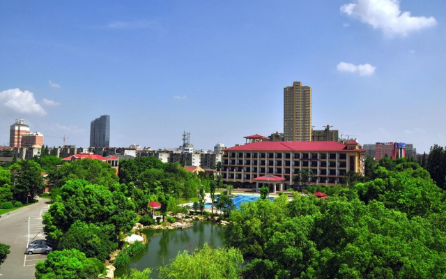 Wenfeng Hotel New Sanshui Building