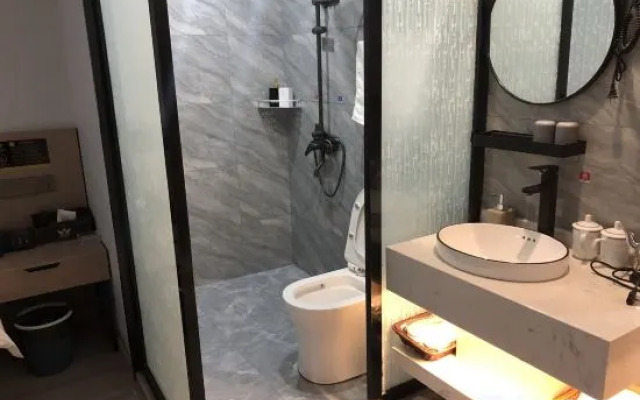 Dushi Business Hotel