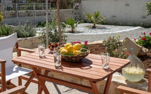 Zeus Traditional House