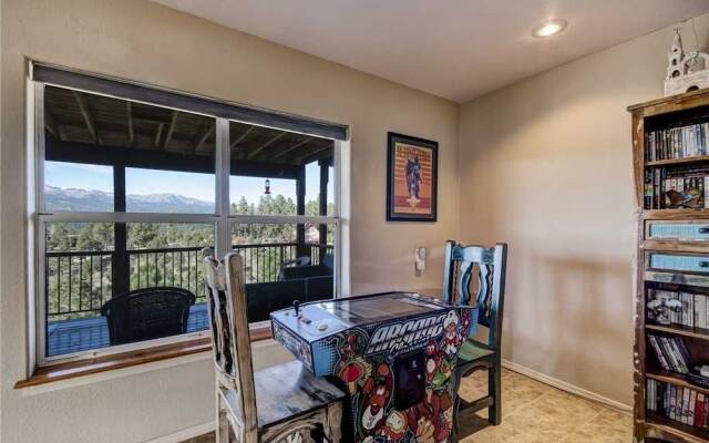 Southern Comfort - Three Bedroom Cabin