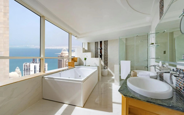 Dusit Hotel & Suites Doha