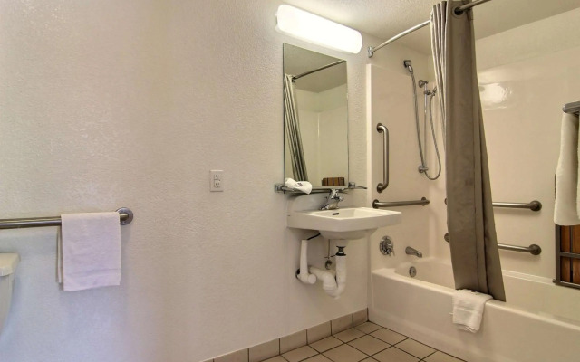 Motel 6-Albuquerque, NM - Coors Road