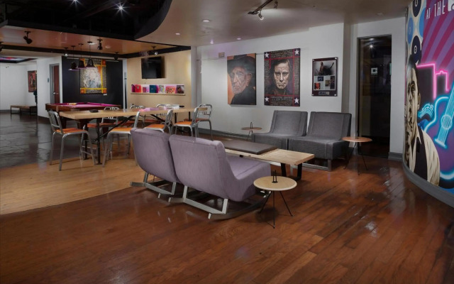 Aloft Nashville West End