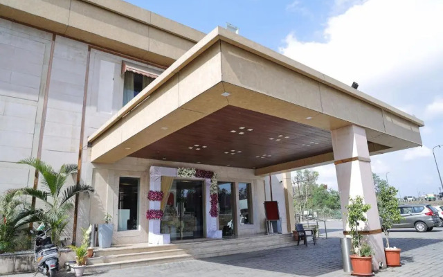 Rang Lords Inn Bharuch