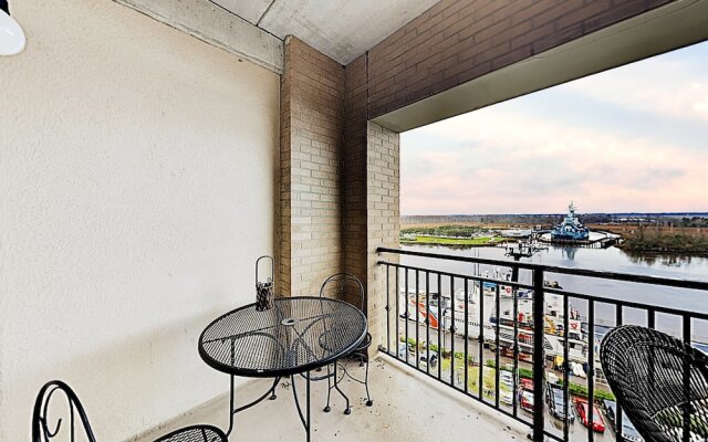 New Listing 9Th Floor River View W Balcony 1 Bedroom Condo