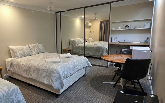 Sisleys Motel – Guest Rooms – Lismore