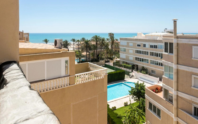 Atico en playa muchavista san juan Estrella