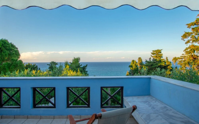Bella Mare Beachfront Apartments