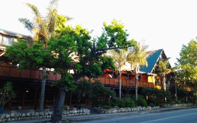 Knysna Log-Inn Hotel