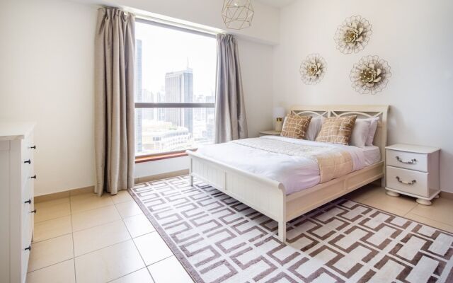 Luxurious 2BR in JBR With Amazing Marina Views!