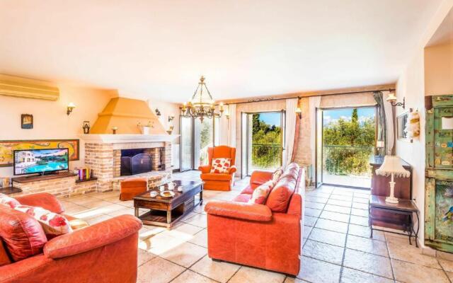 Villa Paola Kassiopi by MediterraneanVillas