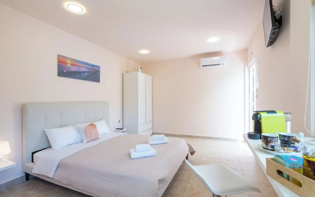 Modular Bungalows With Heated Pool Artemis Greece