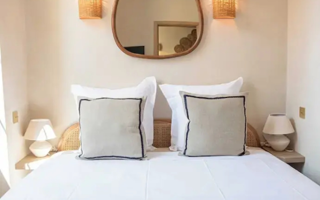 Magnificent apt - 2br/6p - Heart of Saint-tropez