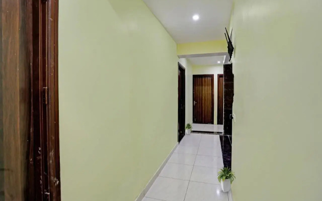 Oyo Flagship 700795 Pl Residency