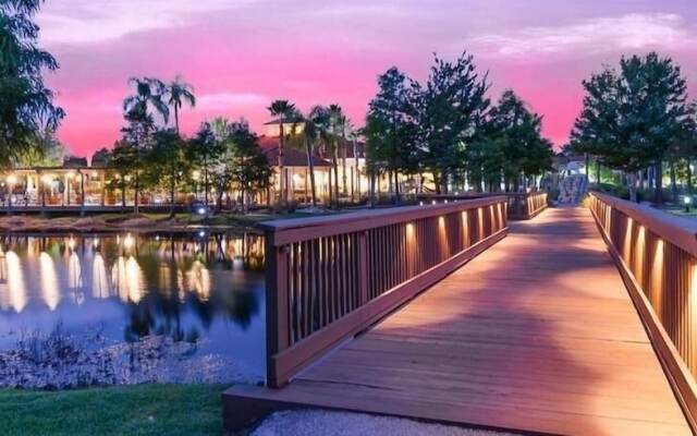 Villa Azul 4 Bedroom Townhouse by RedAwning