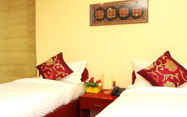Diamonds Inn