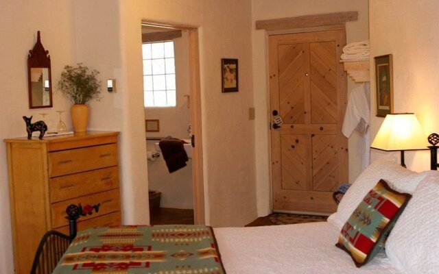 Cottonwood Inn Bed & Breakfast