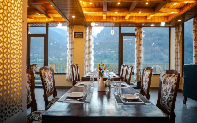 Himalayan Chalet Homestay - A Wandertrails Stay