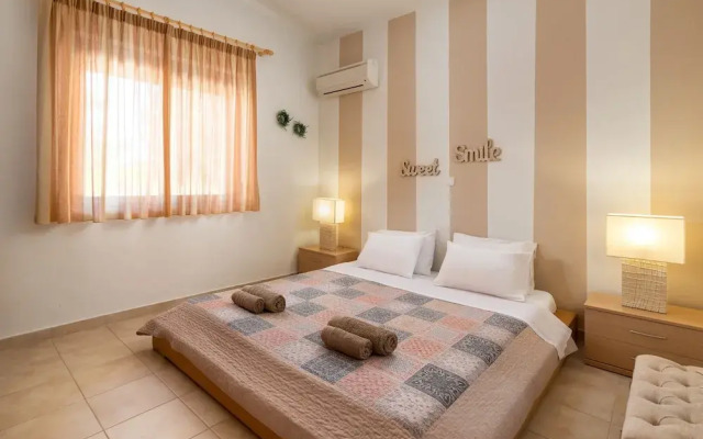 Madia Villa